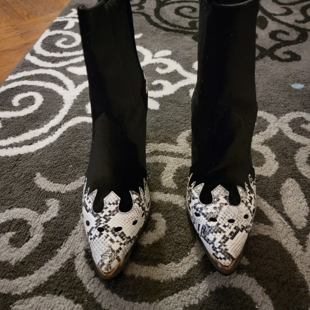 Women's faux suede snake skin point toe booties